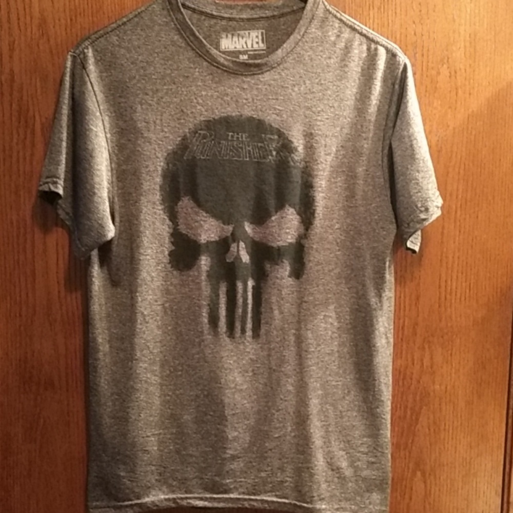 2 for $10 sale   Men's Punisher t-shirt